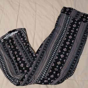 Maurices Geometric Print Wide-Leg Pants